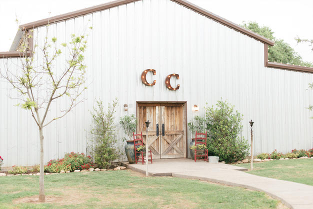 cotton creek wedding venue in Lubbock, TX